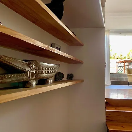 Sunny In Town With Terrace * Лісабон